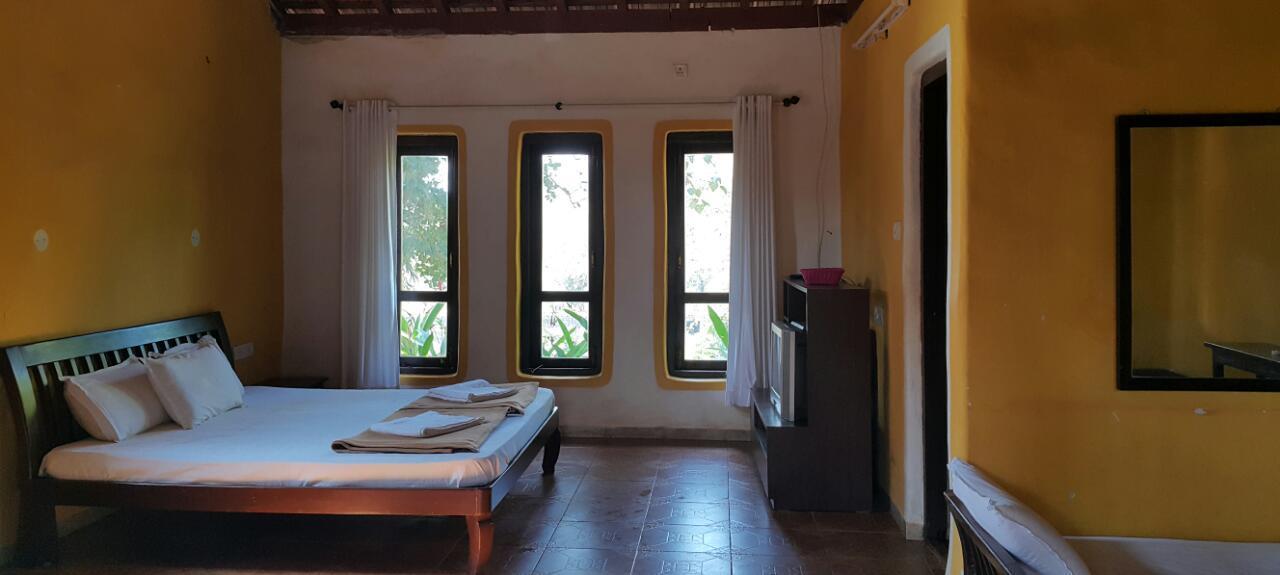 Cherilyn Monta Resort - Ratnagiri Vatul Extérieur photo