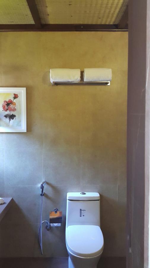 Cherilyn Monta Resort - Ratnagiri Vatul Extérieur photo