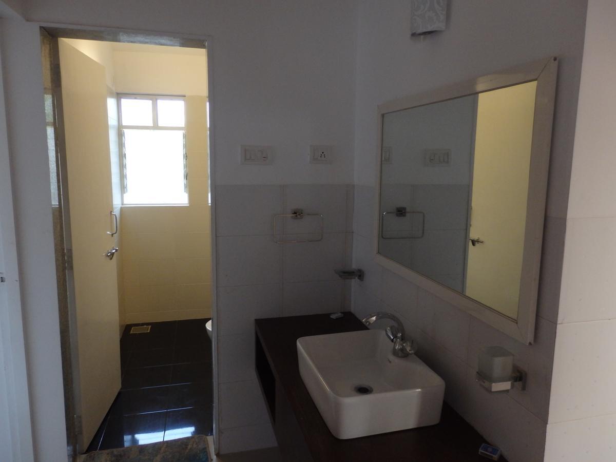 Cherilyn Monta Resort - Ratnagiri Vatul Extérieur photo